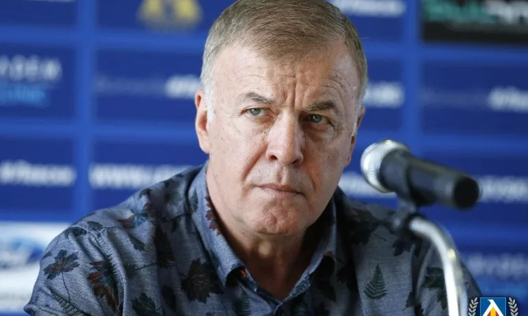 Наско Сираков опроверга слуховете за лиценза - Tribune.bg