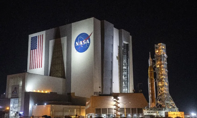 Тръмп спира две ключови мисии на НАСА за проследяване на въглеродните емисии - Tribune.bg