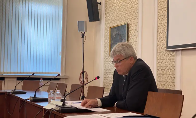 Костадин Ангелов: Кандидатът за управител на НЗОК не е представил 3 документа на ДАНС в законовия срок - Tribune.bg