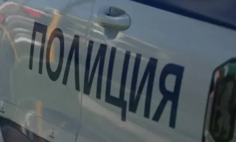 След купон: Откриха смачкан автомобил на полицейски началник - Tribune.bg