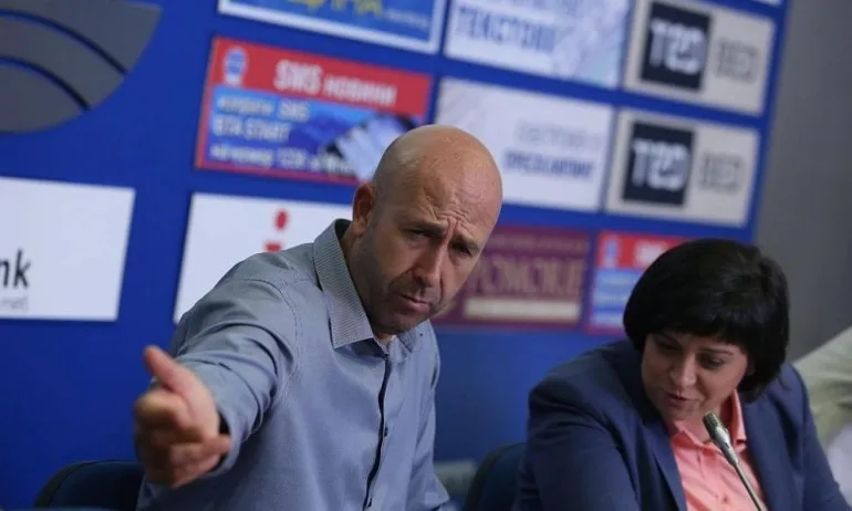 Институтът по пътна безопасност с остро становище към Комитова и АПИ: България ще осъмне в зимна блокада - Tribune.bg