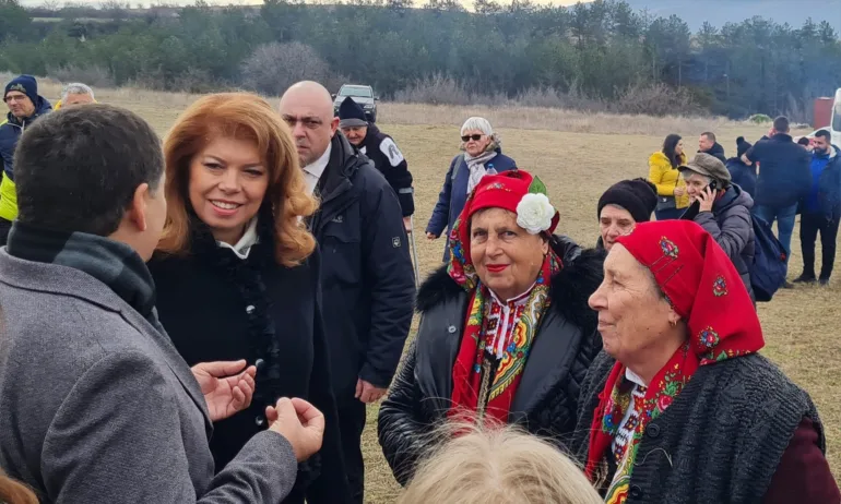 Илияна Йотова: Република Северна Македония сама блокира членството си в ЕС - Tribune.bg
