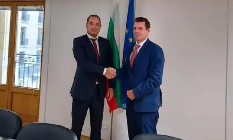 Гърция потвърди подкрепата за пълноправно членство на България в Шенген - Tribune.bg