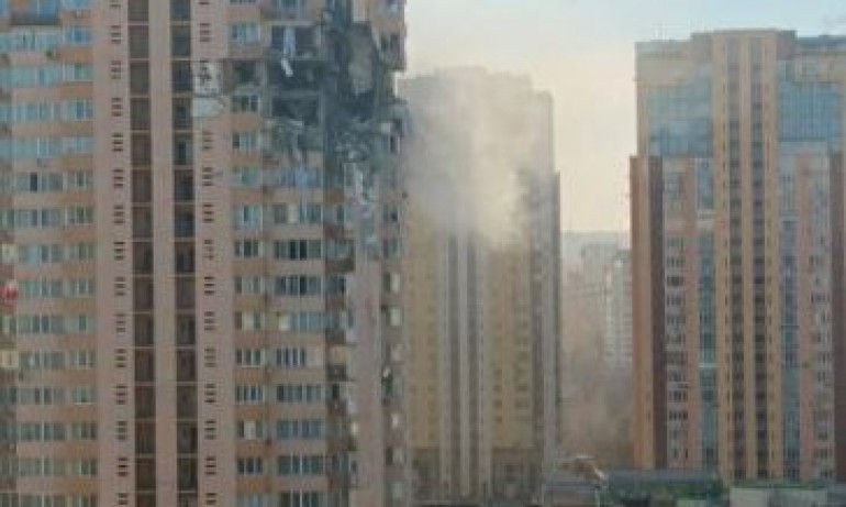 Руснаците превзеха град Мелитопол, ракета е ударила жилищна сграда в Киев (ВИДЕО) - Tribune.bg