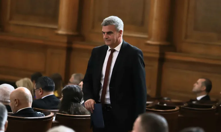 Стефан Янев: Правителството насочи ударите си към ДАНС вместо да освободи министри - Tribune.bg