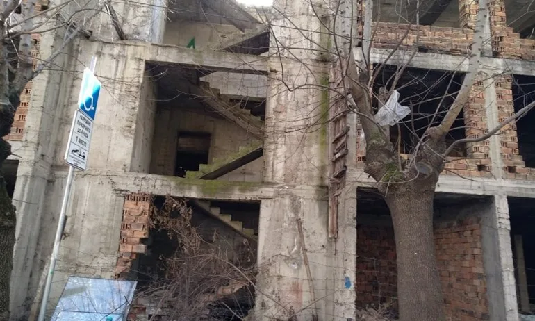 ВАП се самосезира за опасна сграда близо до центъра на София - Tribune.bg
