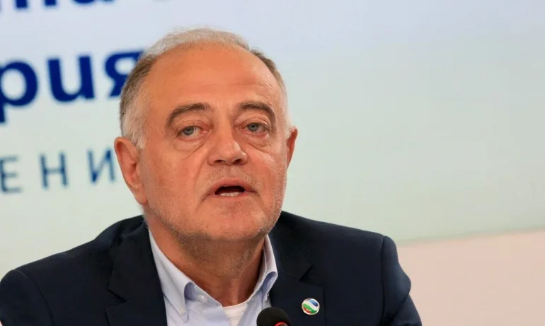 Атанас Атанасов: Демократична България има готовност да ѝ бъде връчен мандат - Tribune.bg