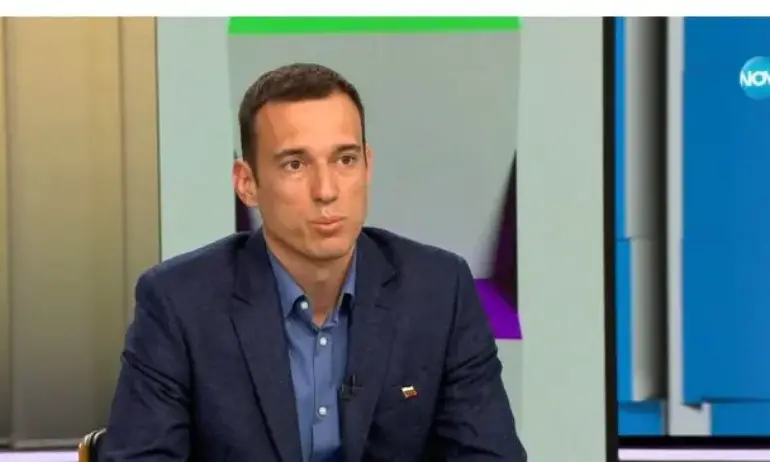 Васил Терзиев за родителите му: Възпитали са ме в скромност и трудолюбие - Tribune.bg