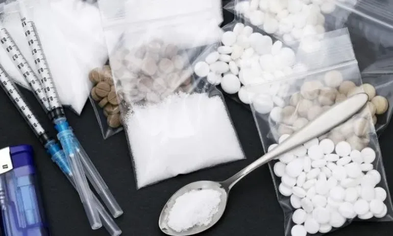 18-годишно момиче в Пловдив почина след употреба на фентанил - Tribune.bg