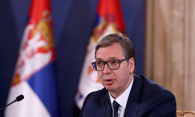 Сръбският президент Александър Вучич отрече днес американски и други твърдения,
