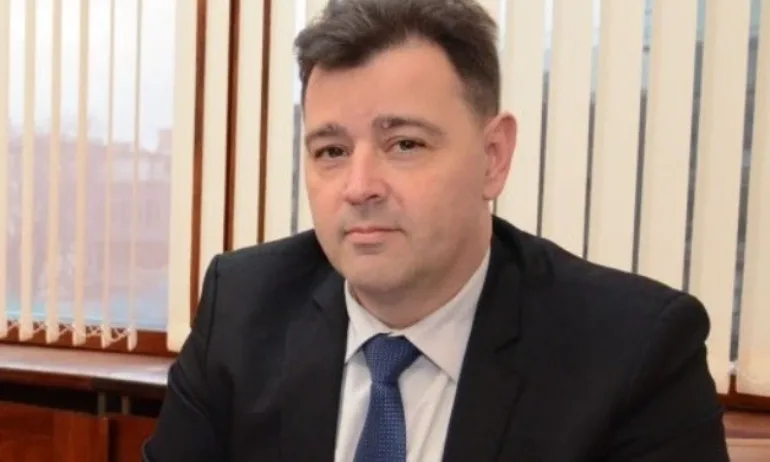 Възраждане-Варна: ППДБ на война със себе си: временният кмет уволни зам.-кмета си - Tribune.bg