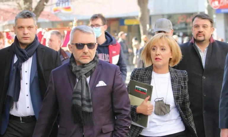 Мая Манолова иска оставката на шефа на ЦИК - Tribune.bg