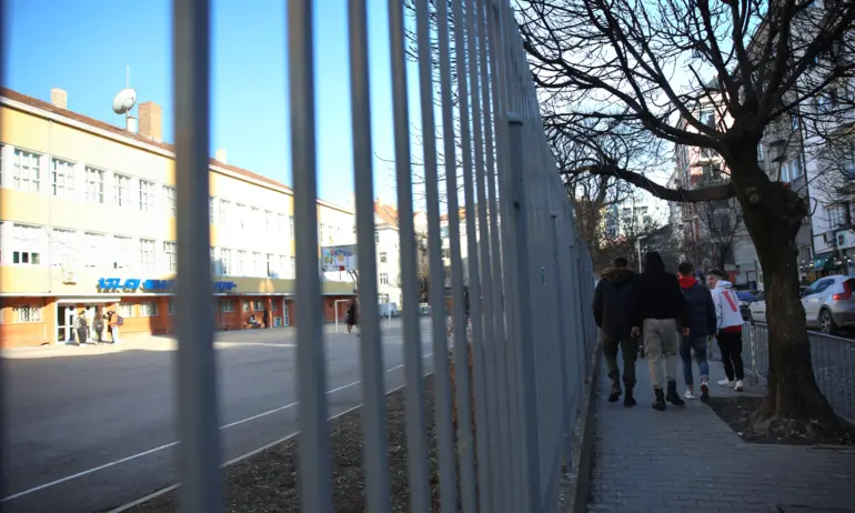 МОН направи работна група за промяна на учебните програми - Tribune.bg