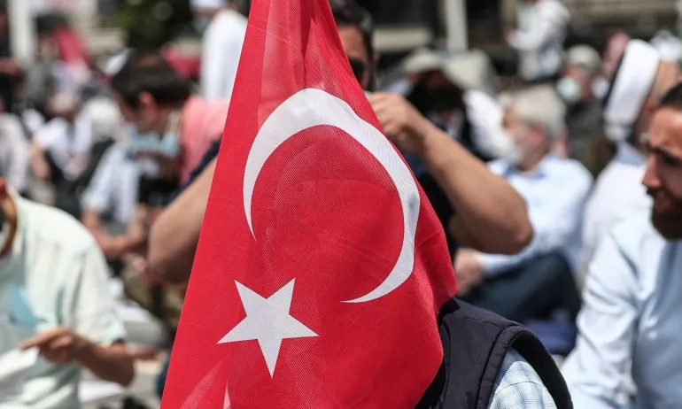 Турция, ислямът и правата на човека - Tribune.bg