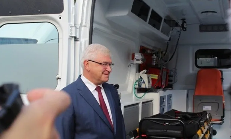 25 нови линейки вече поемат пациенти, до края на годината се очакват още 70 - Tribune.bg