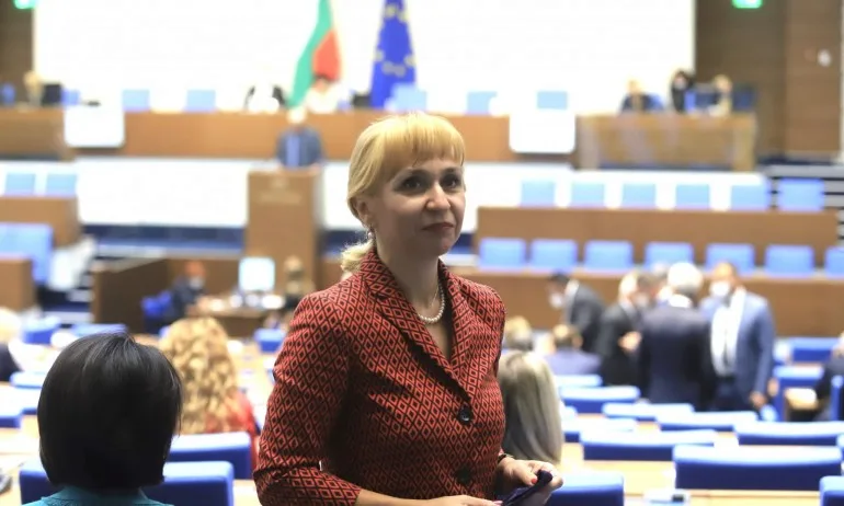 Омбудсманът призова колекторите да не подканват гражданите да разсрочват погасени по давност задължения - Tribune.bg