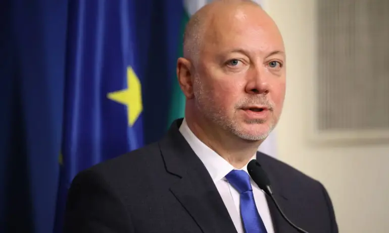 Росен Желязков обяви датата за дебати по вота на недоверие към правителството - Tribune.bg