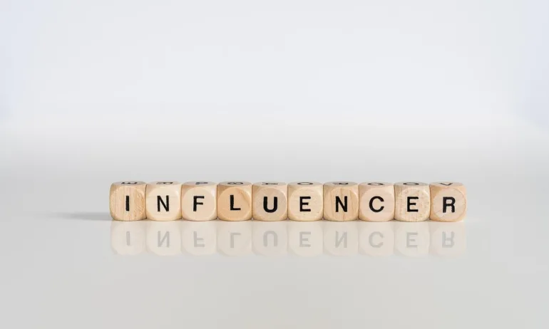 Ново 20: И инфлуенсърите си направиха Асоциация. Събират се във В. Търново - Tribune.bg