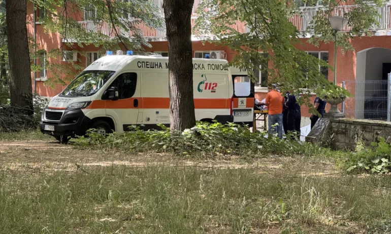 Над 50 души са изведени от хосписа в село Николово край Русе - Tribune.bg