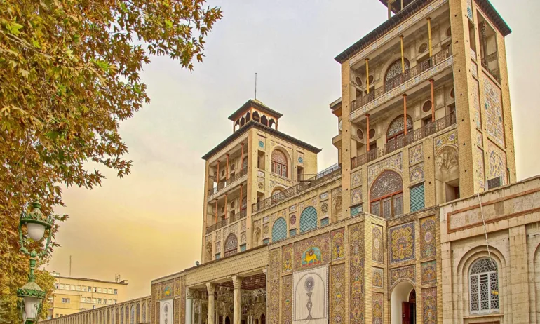 САЩ и Израел ударили двореца Голестан в Иран, обект на световното наследство на ЮНЕСКО - Tribune.bg