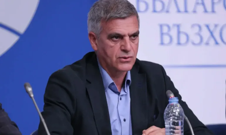 Стефан Янев към политиците: Вземете се в ръце, в спешен порядък да сътворим правителство, бюджет и план - Tribune.bg