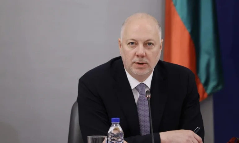 Росен Желязков: Времето за политически дебат за еврото беше през 97-ма година - Tribune.bg