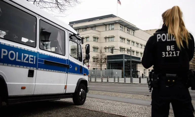 Германия обмисля да засили сигурността на Бундестага след случилото се в Капитолия - Tribune.bg