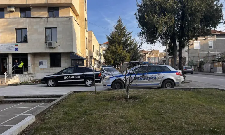 Неофициално заради булка: Ромски фамилии от Русе и Горна Оряховица на косъм от саморазправа - Tribune.bg