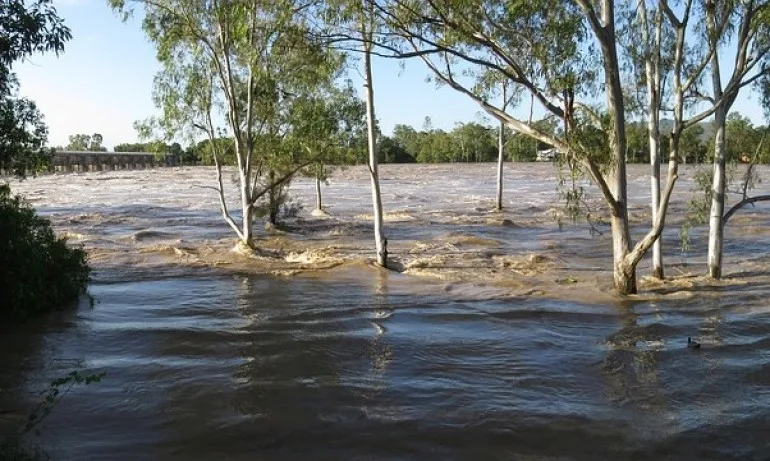 Опасност от наводнения в четвъртък и петък - Tribune.bg