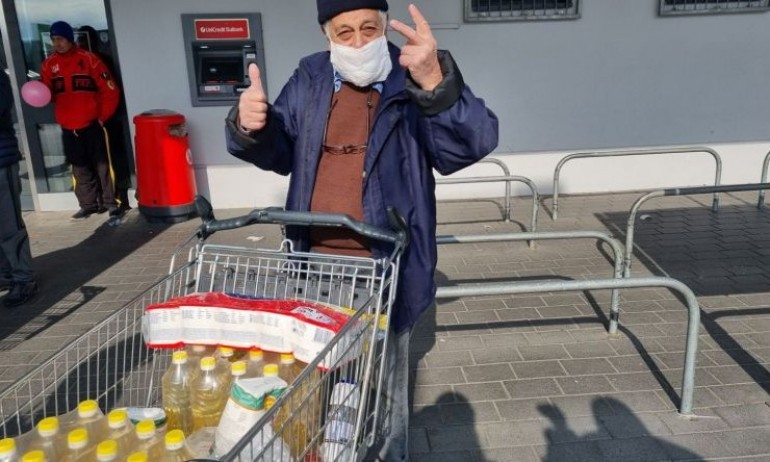 Кауфланд сваля промоцията на олио, цената му официално доближава 5 лева на борсата (СНИМКА) - Tribune.bg