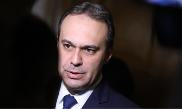 Заков за мистериозния самолет: Дали машината е шпионска или не - ще установи разследването - Tribune.bg