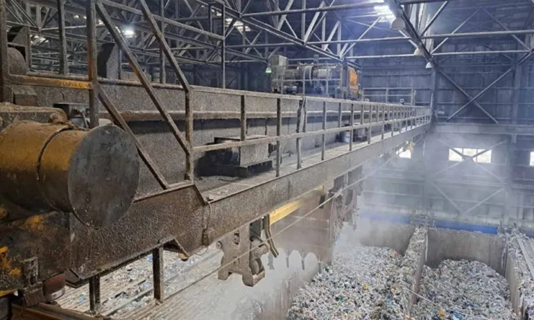 Работник е в тежко състояние след инцидент в столичния Завод за отпадъци - Tribune.bg