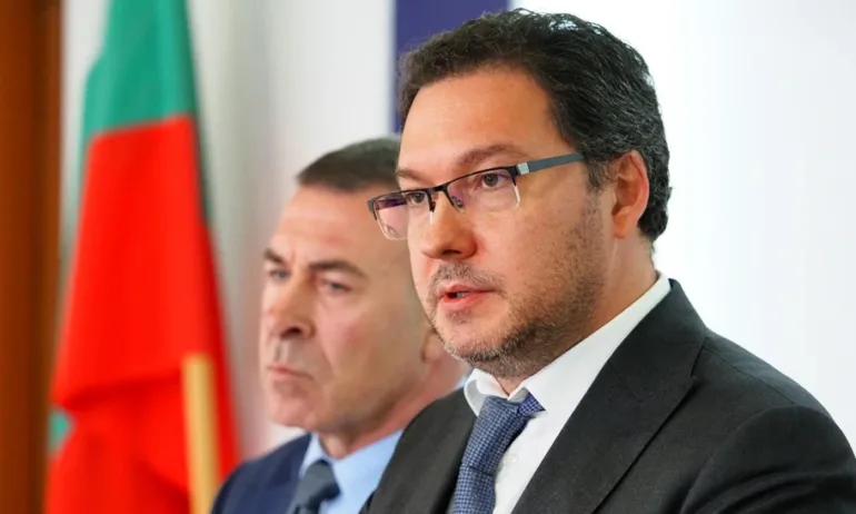 Министър Митов: Отстранени са ръководните кадри по случая в Пловдив - Tribune.bg