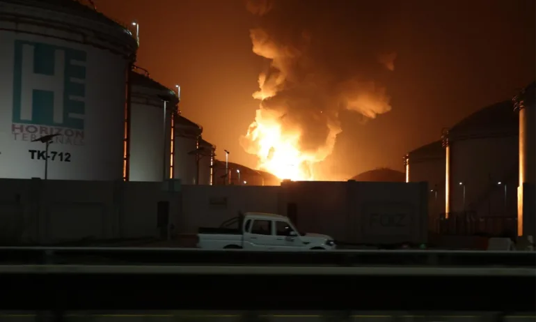 ОАЕ реагира на ракетна заплаха - Tribune.bg