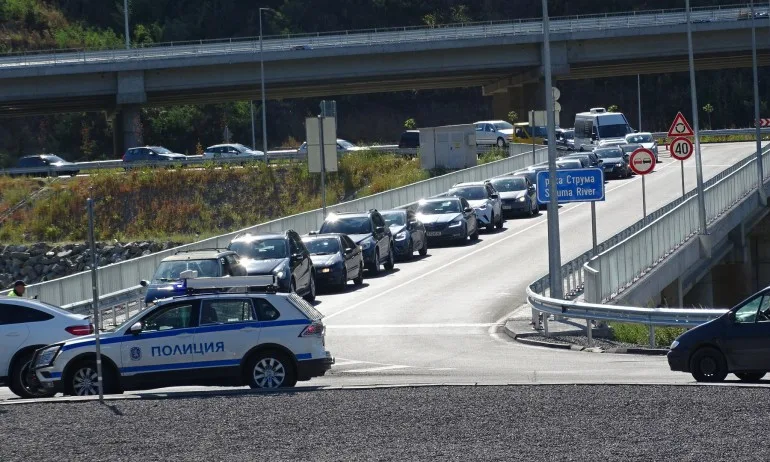На път: Засилени проверки заради трите почивни дни - Tribune.bg