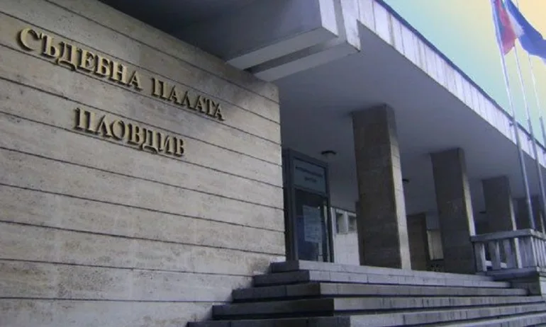 Травеститът от Пловдив с прическа за 1683 лв.: Пуснете ме от затвора и ще изкарам парите за седмица - Tribune.bg