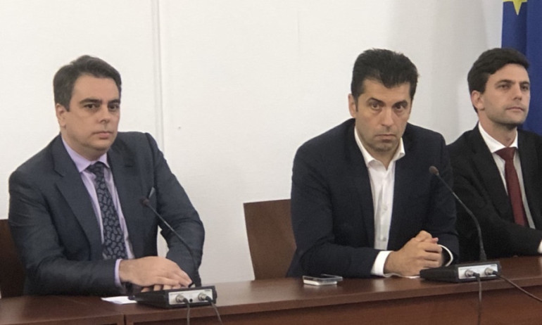 ПП не отидоха при Радев, но стартират преговори с ДБ, БСП и отцепниците от ИТН - Tribune.bg