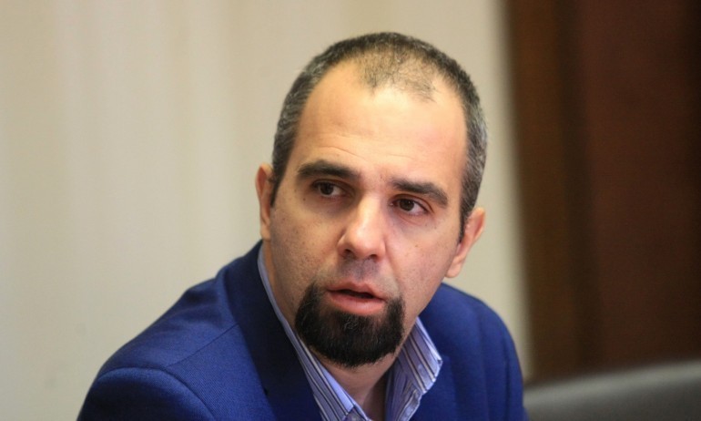 Политолог: Трус в коалицията заради БНБ, но реалната заплаха за кабинета е РСМ - Tribune.bg