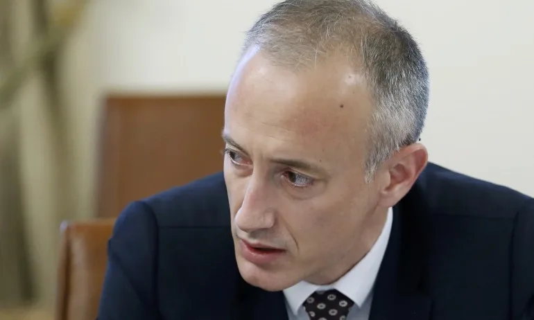 Вълчев: Надявам се следващата учебна година да е присъствена - Tribune.bg