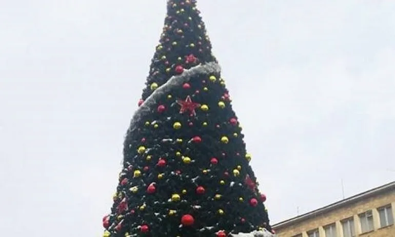 Публикацията за платените жълтопаветни русофоби не била официална позиция на Москва - Tribune.bg