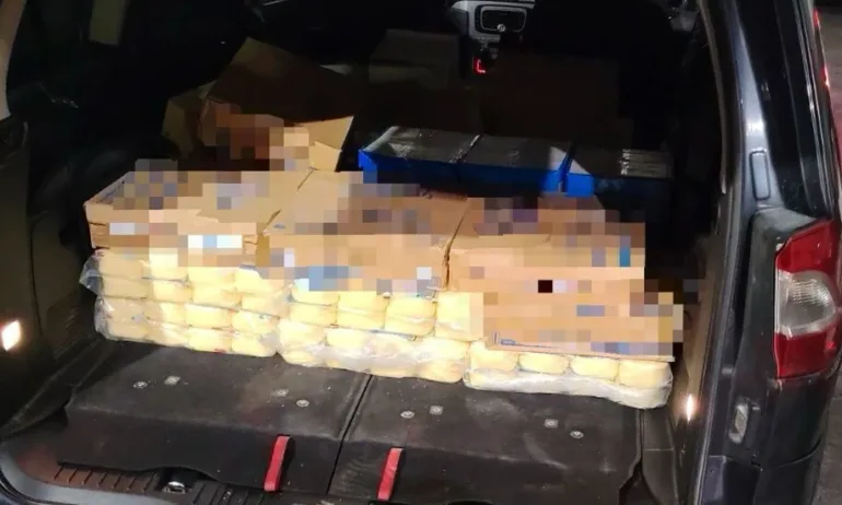 Над половин тон млечни продукти без документи бяха спрени на Капитан Андреево - Tribune.bg
