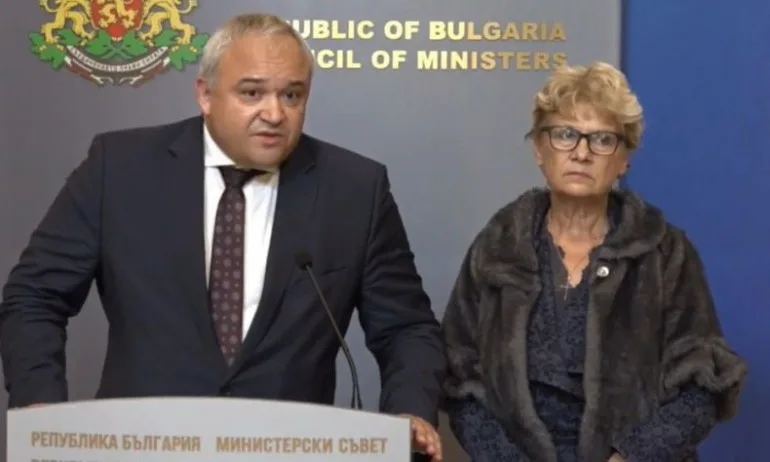 Никакви ремонти на пътища до пролетта, само ще чистят снега - Tribune.bg