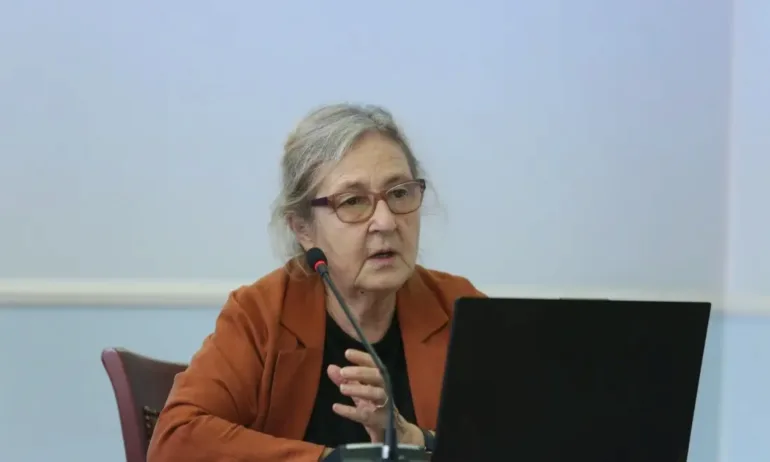 Проф. Кожухарова: В новия план за борба с КОВИД-19 липсва ясен критерий какви мерки кога ще се прилагат - Tribune.bg