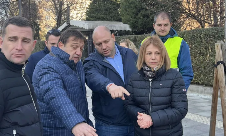 Фандъкова и Шишков инспектираха жълтите павета - нова технология се изпитва на тестови участък - Tribune.bg