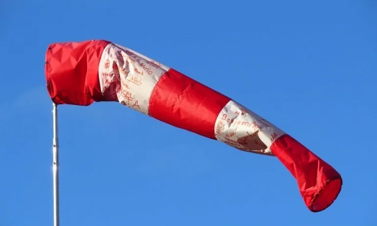 Отново силен вятър - Tribune.bg