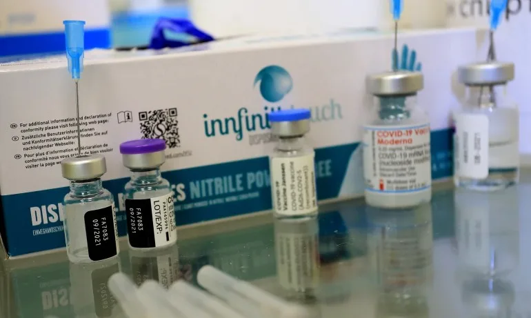 126 човека с трета доза ваксина срещу Covid-19 - Tribune.bg