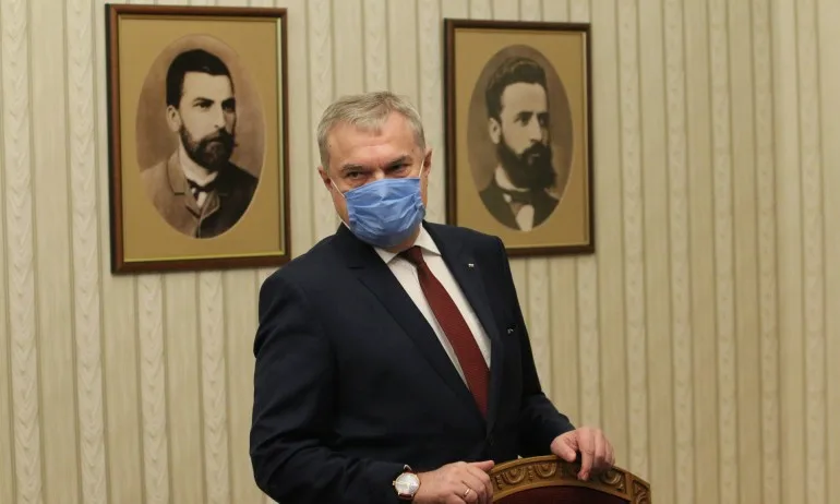 Румен Петков хареса 15-16 май за избори, иска кампания за мобилизиране на избирателите - Tribune.bg