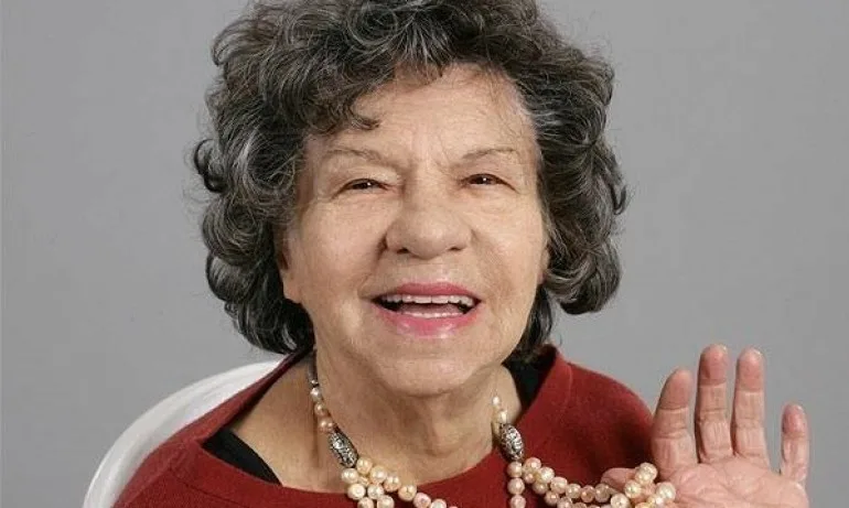 Стоянка Мутафова на 97 години, 70 години на сцената - Tribune.bg