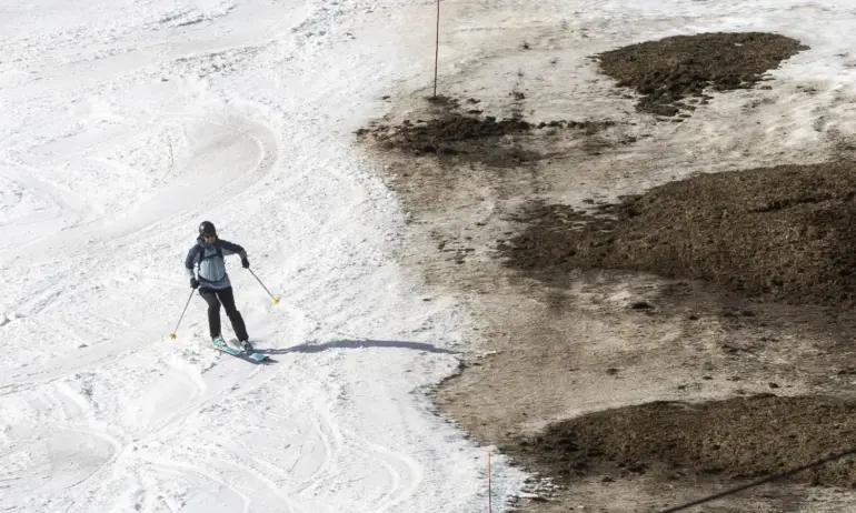 Специални ски-патрули дебнат за наркодилъри във френските Алпи - Tribune.bg