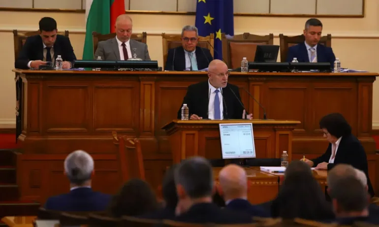 Шефът на БНБ за еврото: Липсата на редовно правителство е проблем. Пропускаме срокове - Tribune.bg